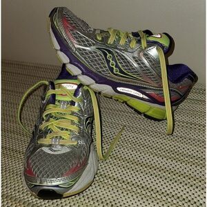 ‎Saucony Ride 7 Running Shoe